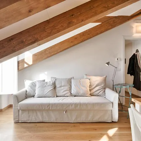 Apartment Mansarda In Borgo Po *
